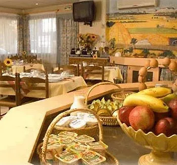 Hotel Crau Arles